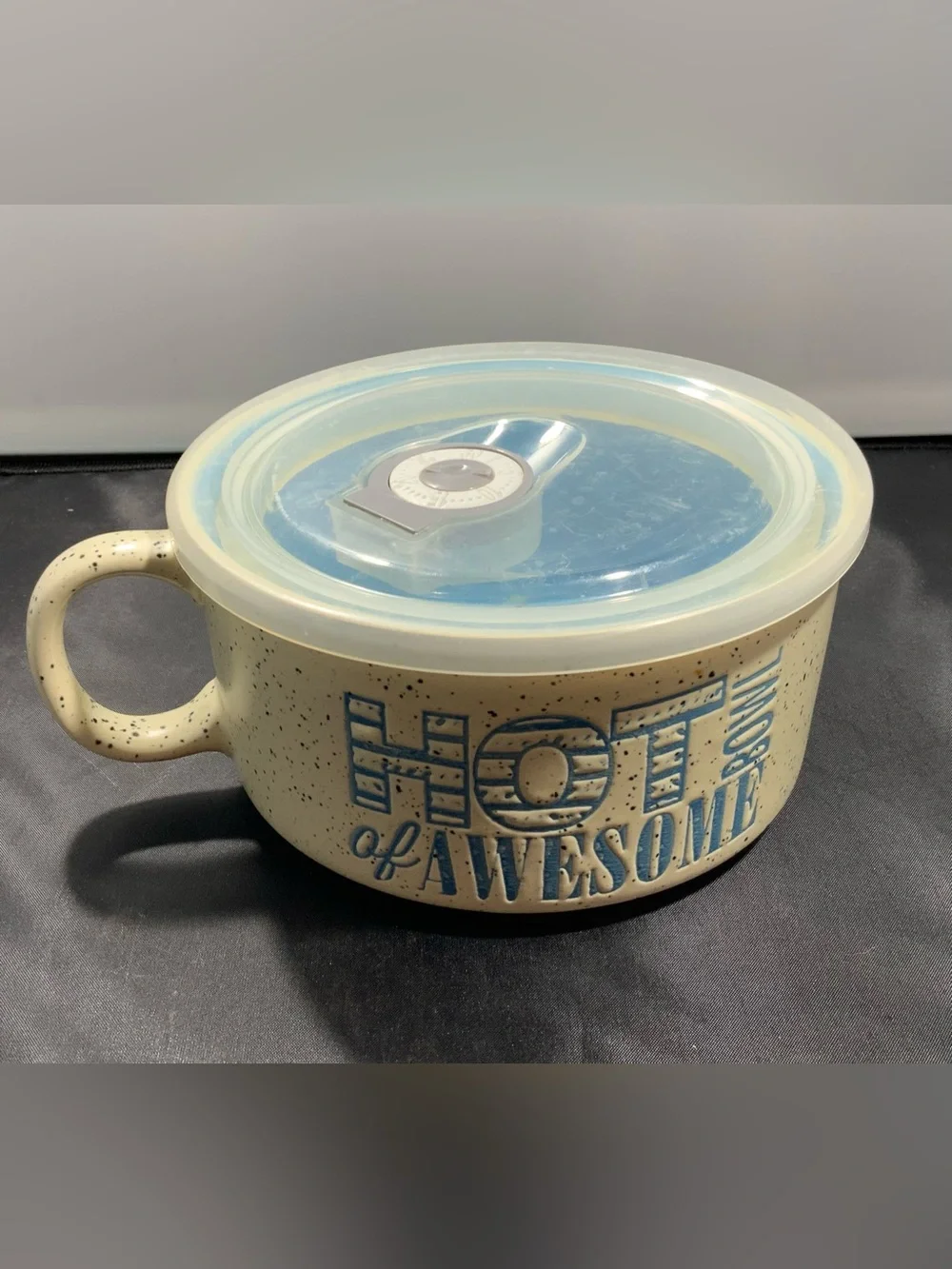 ‘Hot bow of Awesome' Ceramic Soup Mug with Lid - USED